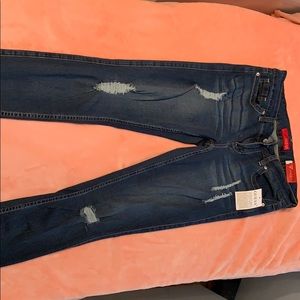Guess Jeans